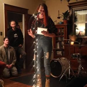 Meet your Posher, Julia